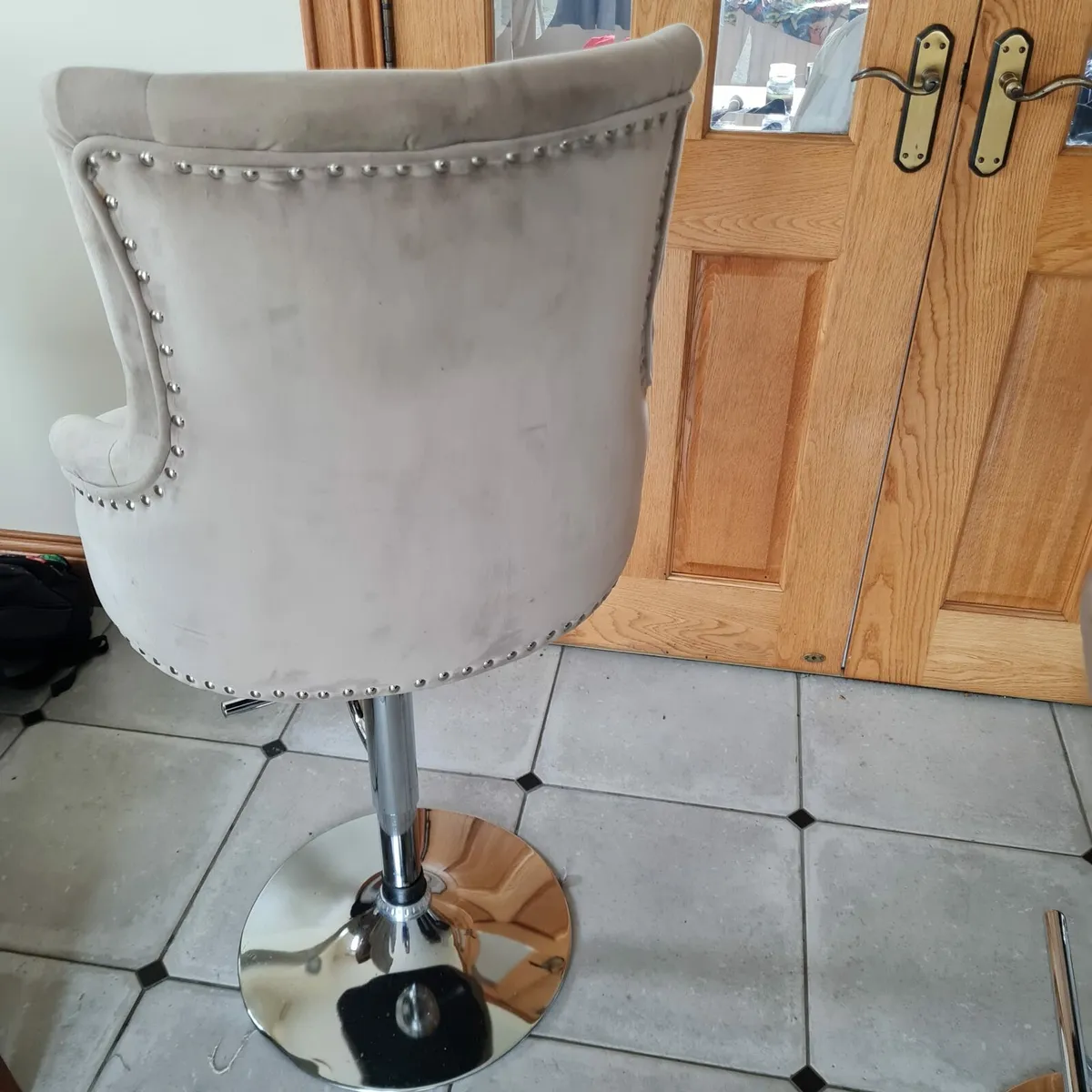 3 x velvet bar height chairs - Image 2