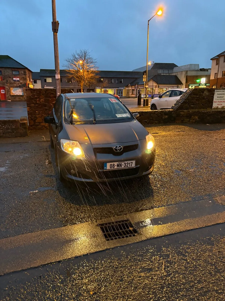 Toyota Auris 2008 - Image 1