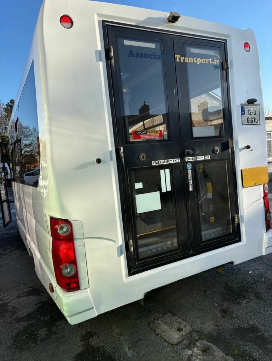 Volkswagen Crafter (Wheelchair Accessible) - Image 3