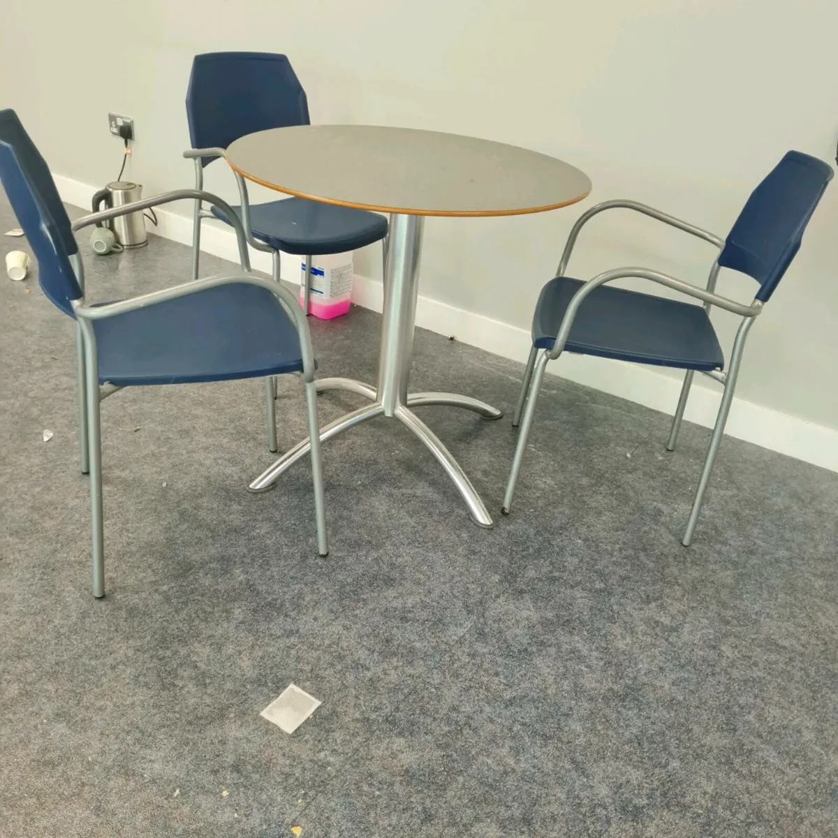 Canteen /workplace table sets - Image 3