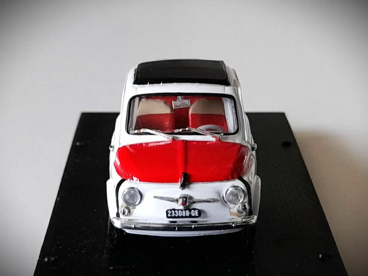 Collectable Brumm 1:43 – Fiat Abarth 595 '65 - Image 2