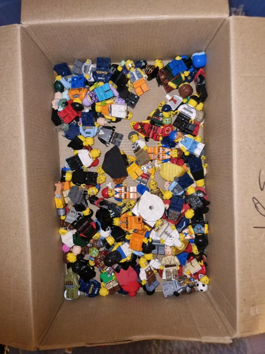 Lego Minifigures - Image 4