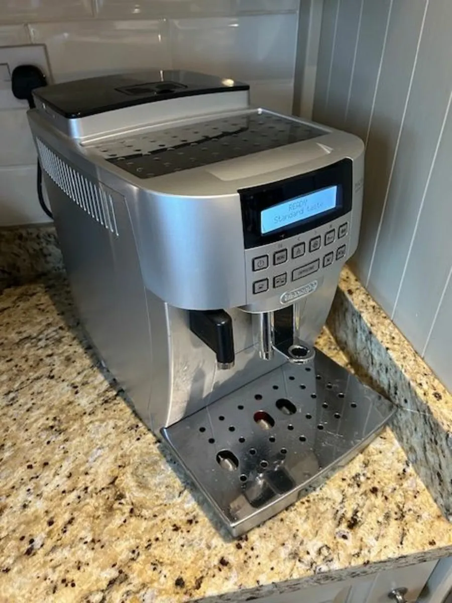 De'Longhi Magnifica S Cappuccino ECAM 22.360.B - Image 3