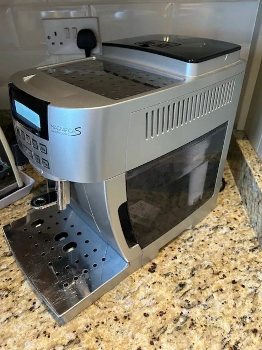 De'Longhi Magnifica S Cappuccino ECAM 22.360.B - Image 4