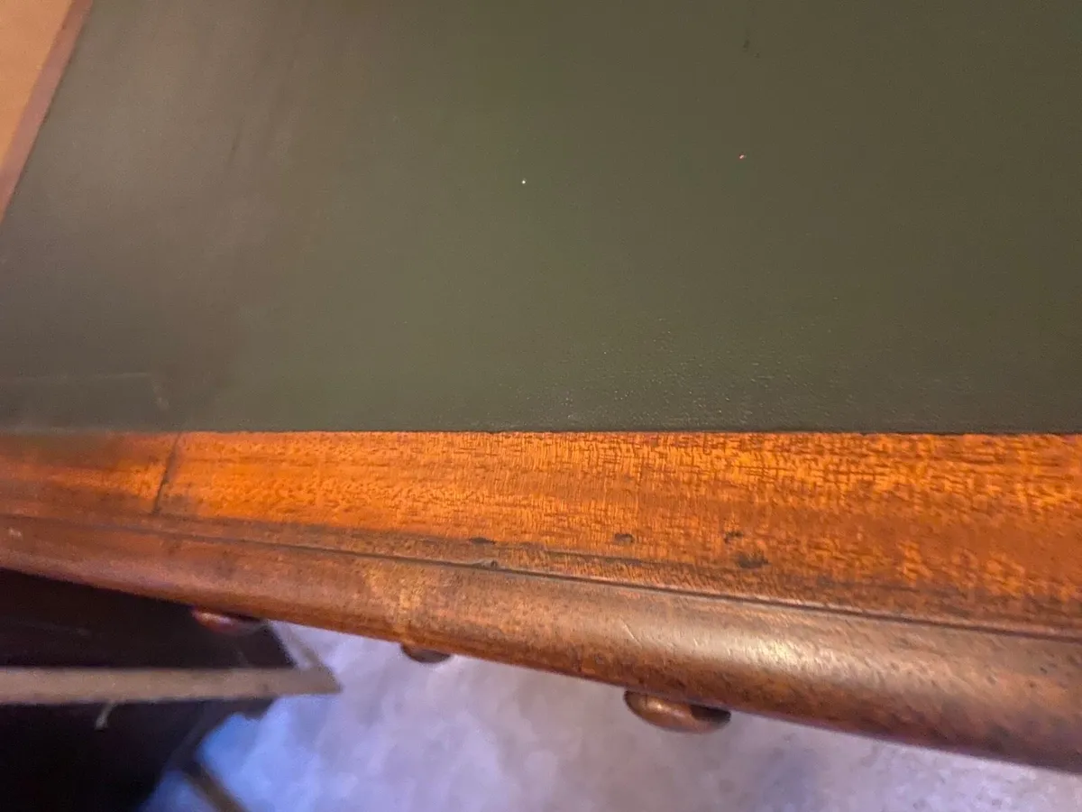 William IV knee hole library desk - Image 2