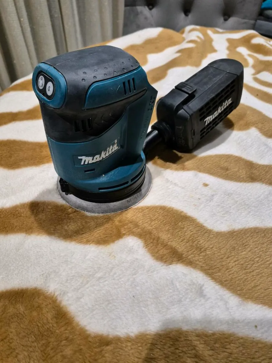 Makita cordless planer ,jigsaw and sander - Image 2