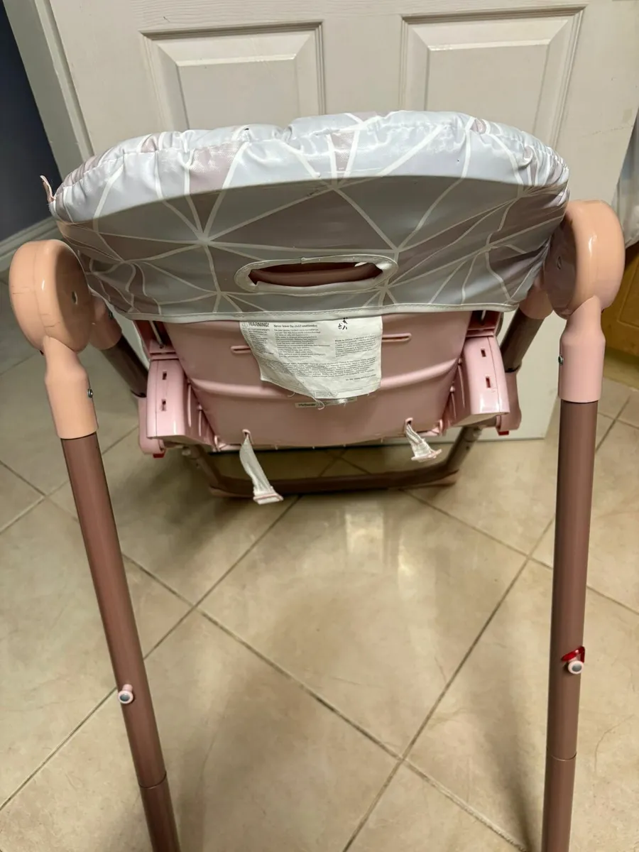 High chair - Image 2