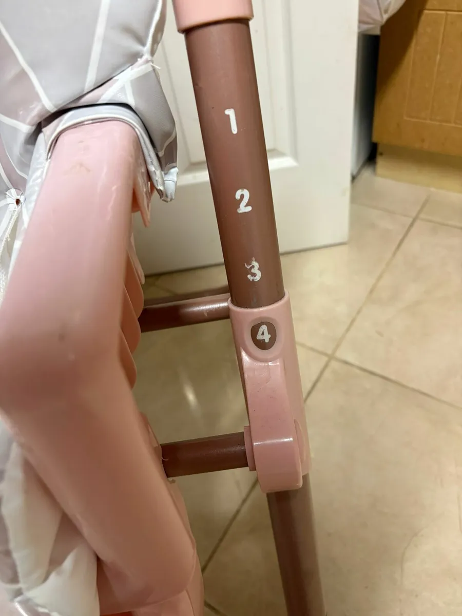 High chair - Image 4