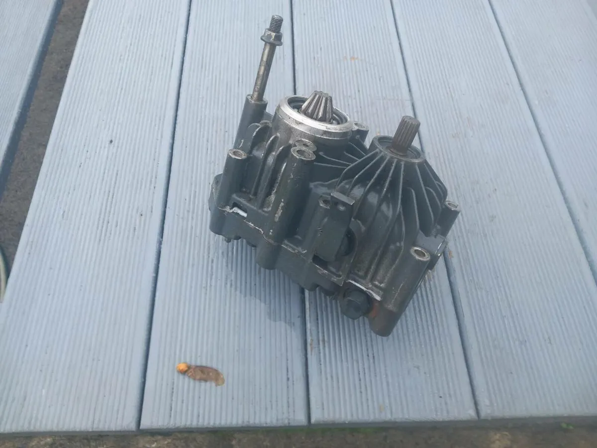 Kubota zero turn pump repairs - Image 4