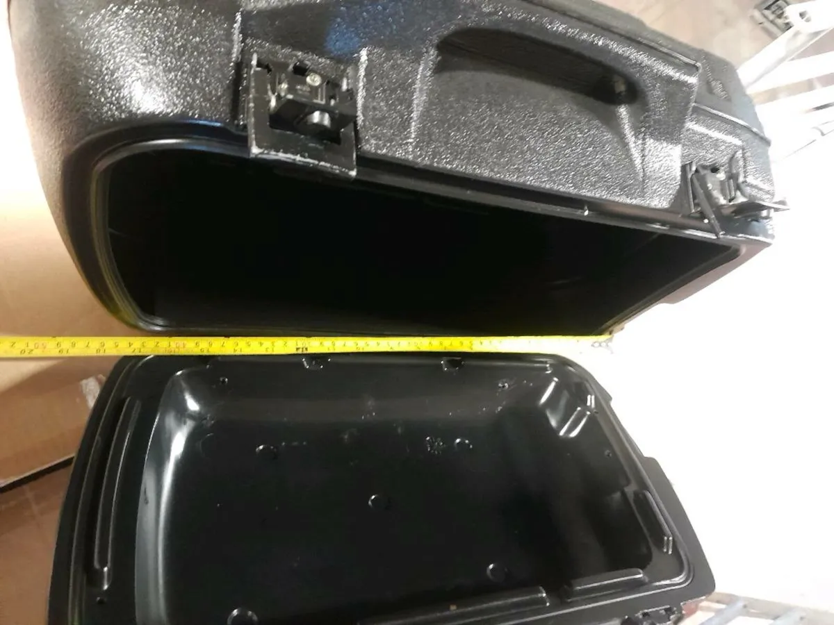 Hepco panniers . - Image 2