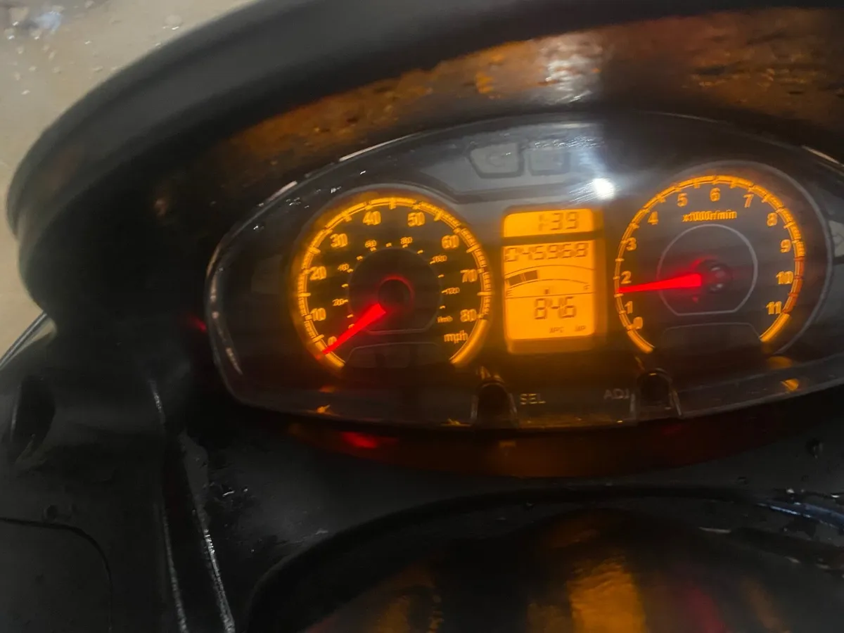 Suzuki burgman 125  2019 - Image 2