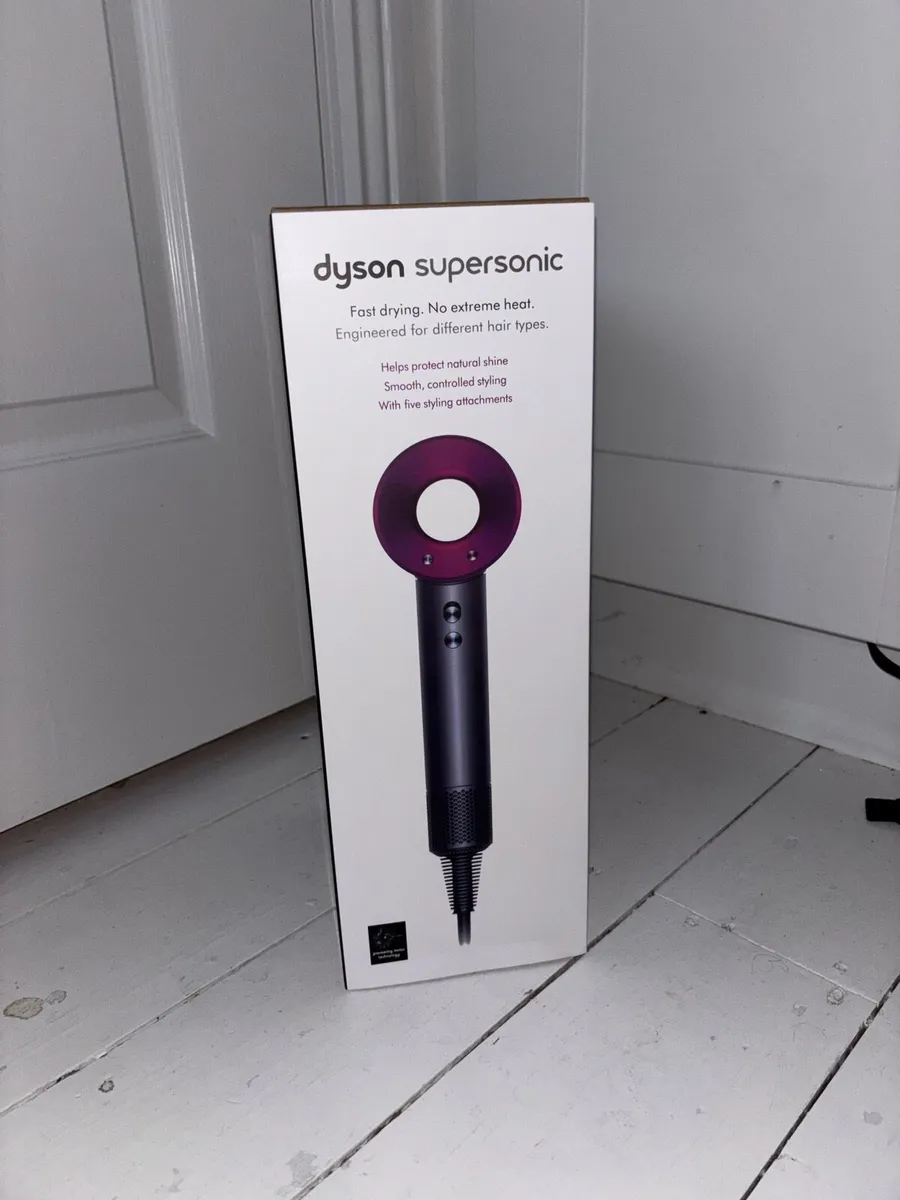 Dyson Supersonic Hair Dryer – Complete Set - Image 1