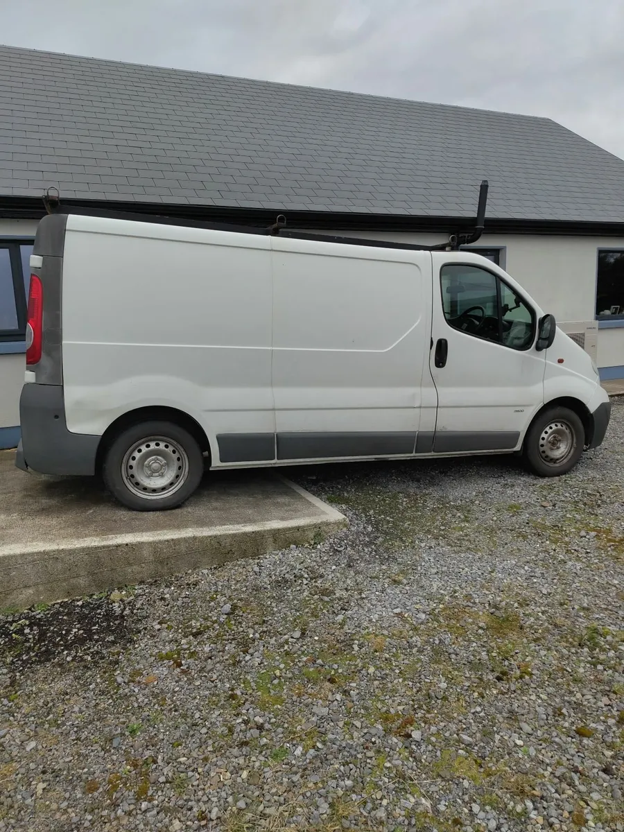 Vauxhall Vivaro 2010 - Image 2