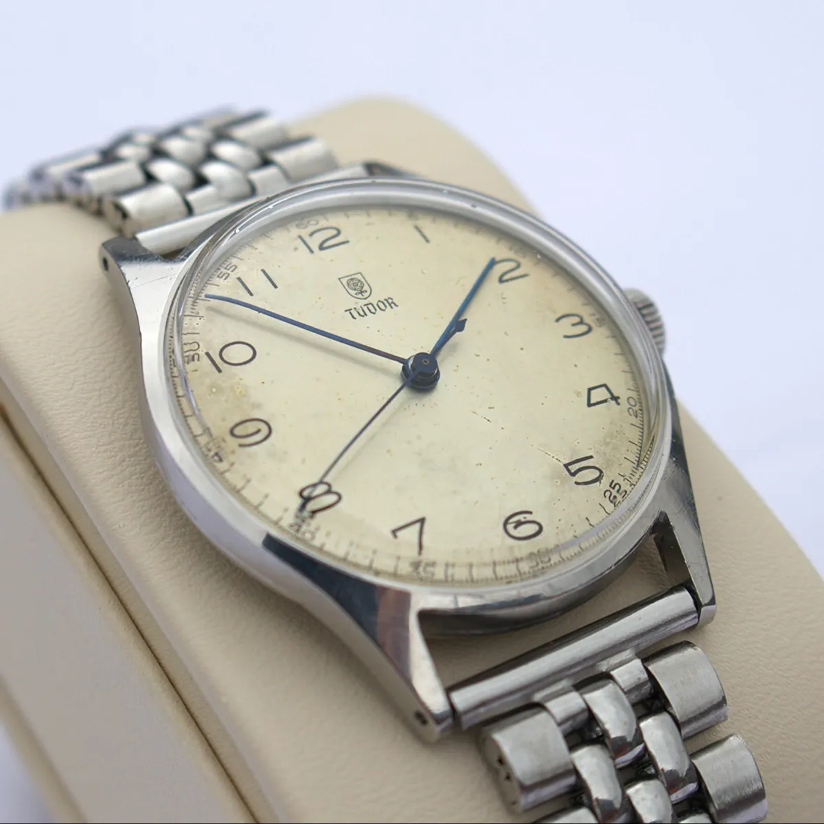 Vintage Tudor 17J Manual Wind Watch | 1950s - Image 3