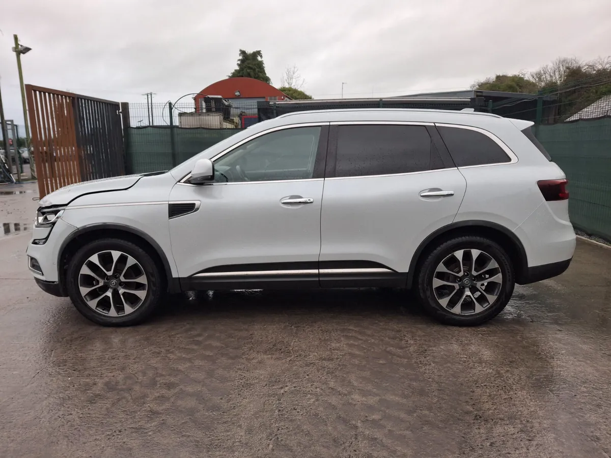 182 Renault Koleos  Diesel.light Damage - Image 3