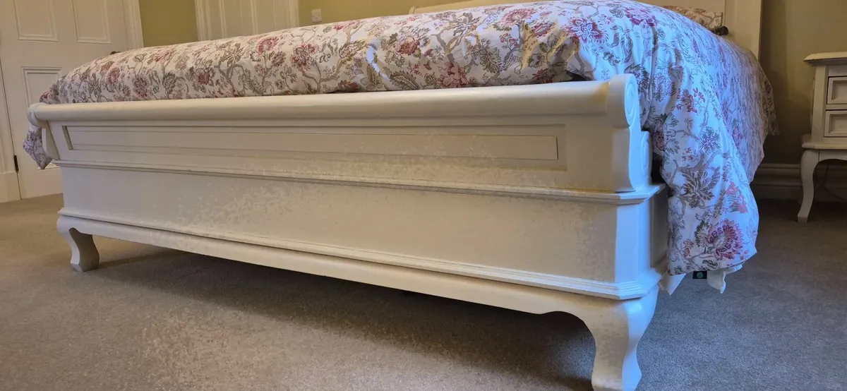 Chantilly Superking bedframe - Image 2