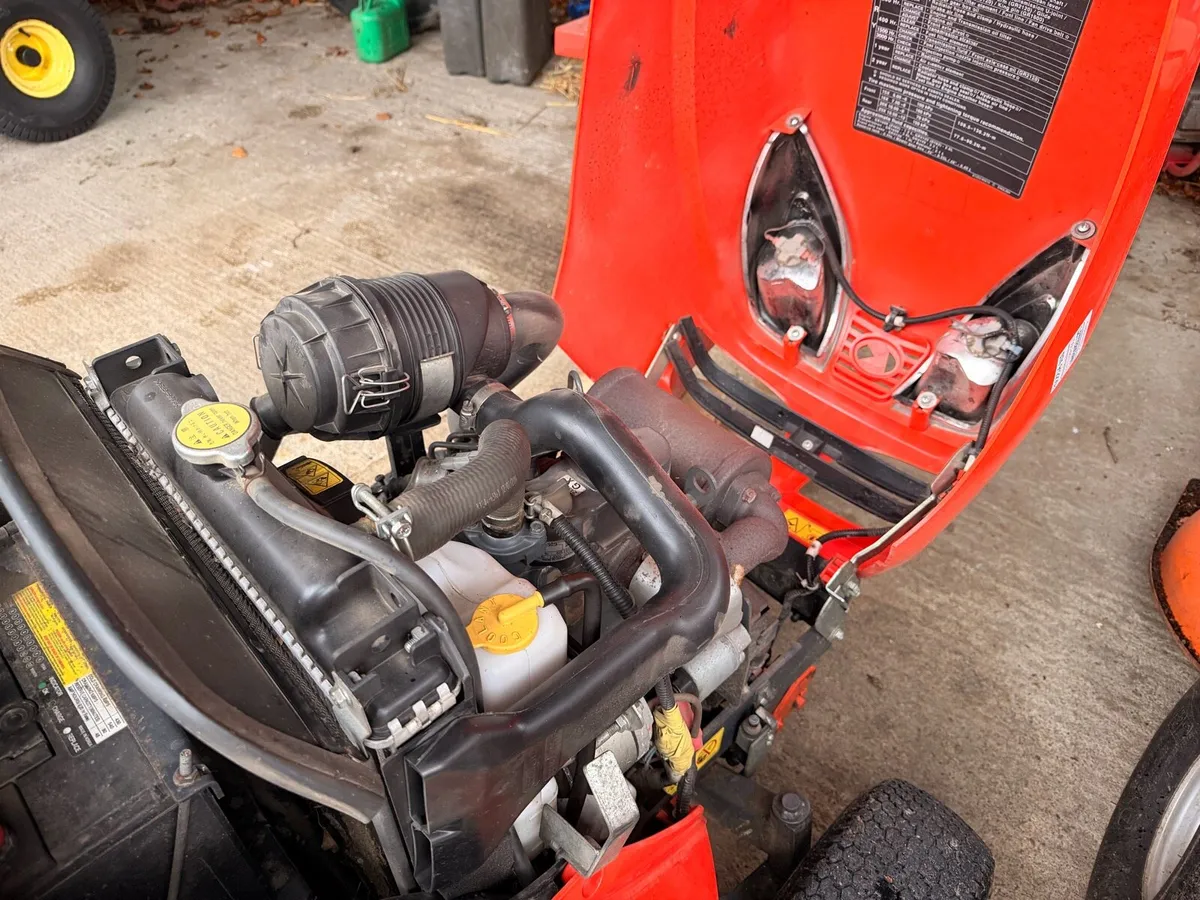 Kubota GR1600 Lawnmower - Image 4