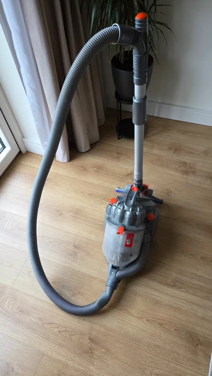 Dyson hoover - Image 2