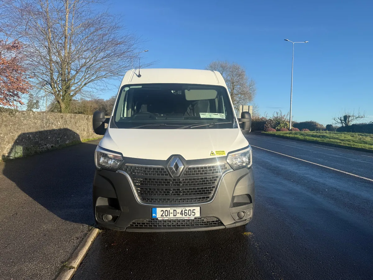 Renault Master 2020 - Image 2