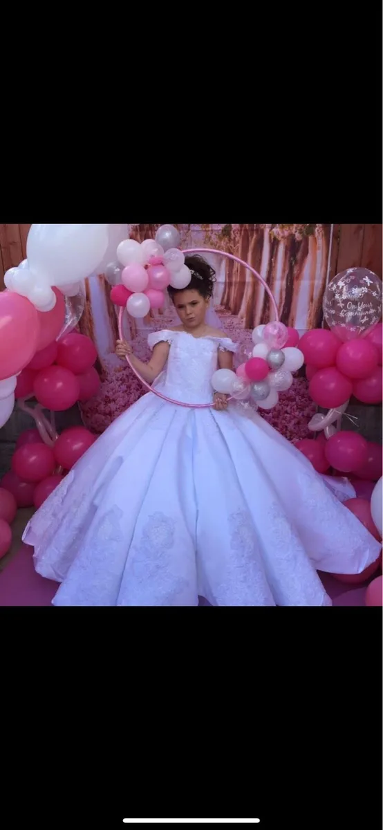 Communion dress - Image 1