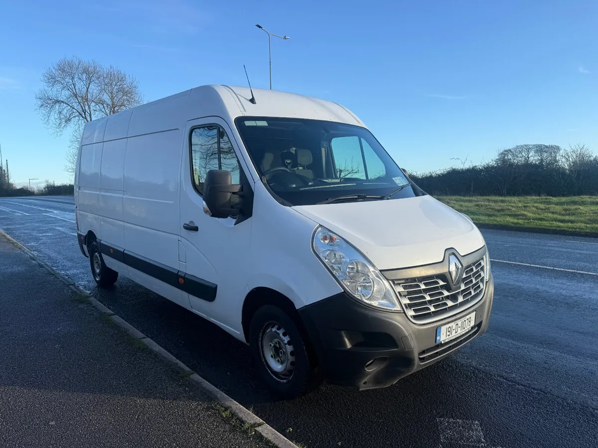 Renault Master 2019 - Image 1