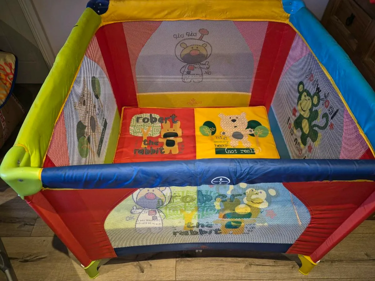 Baby items, car seat, travel cot,play mat, bedside - Image 3