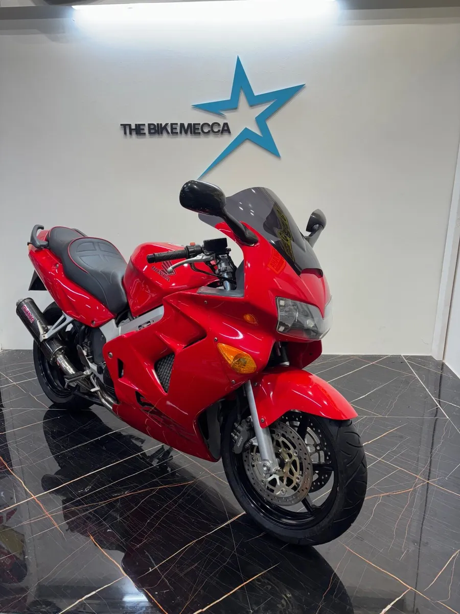 Honda VFR 1998 - Image 1