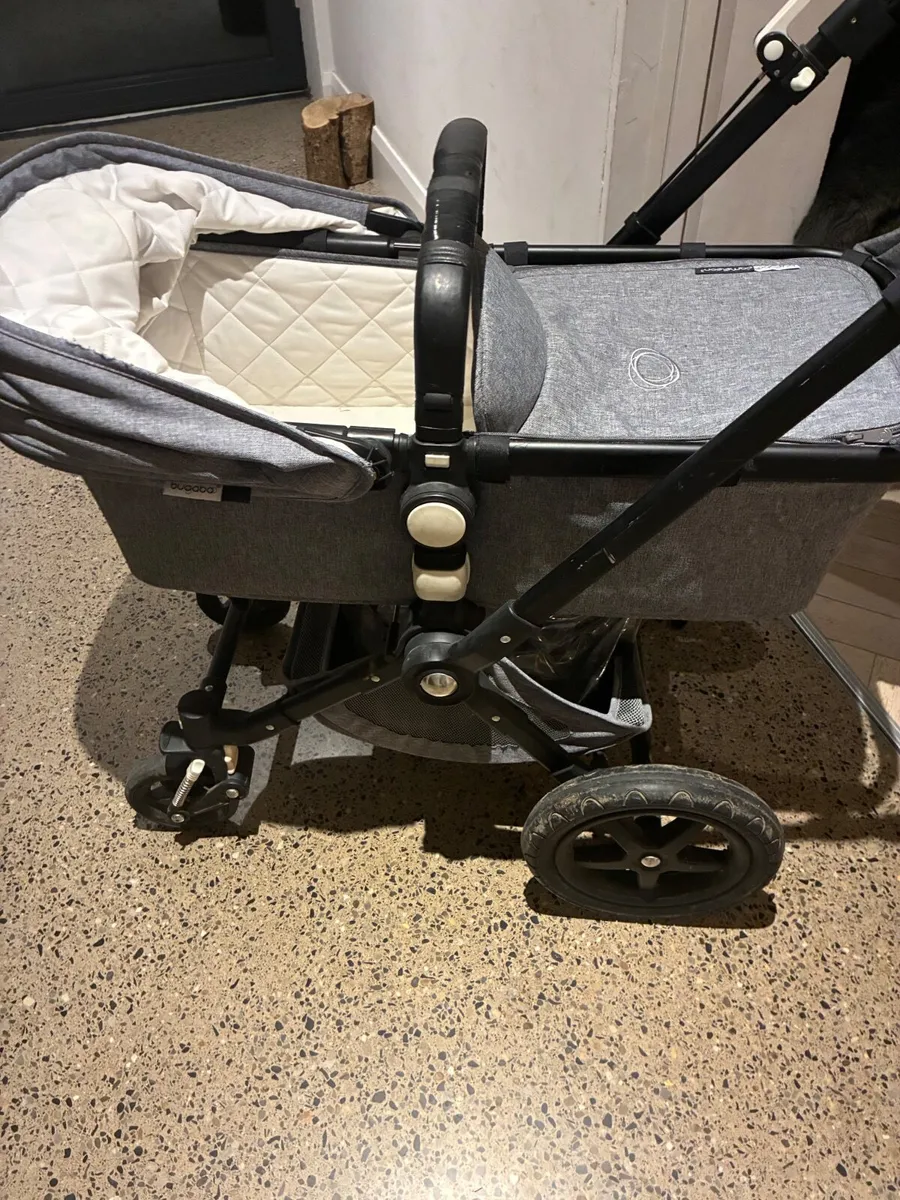 Bugaboo pram - Image 4