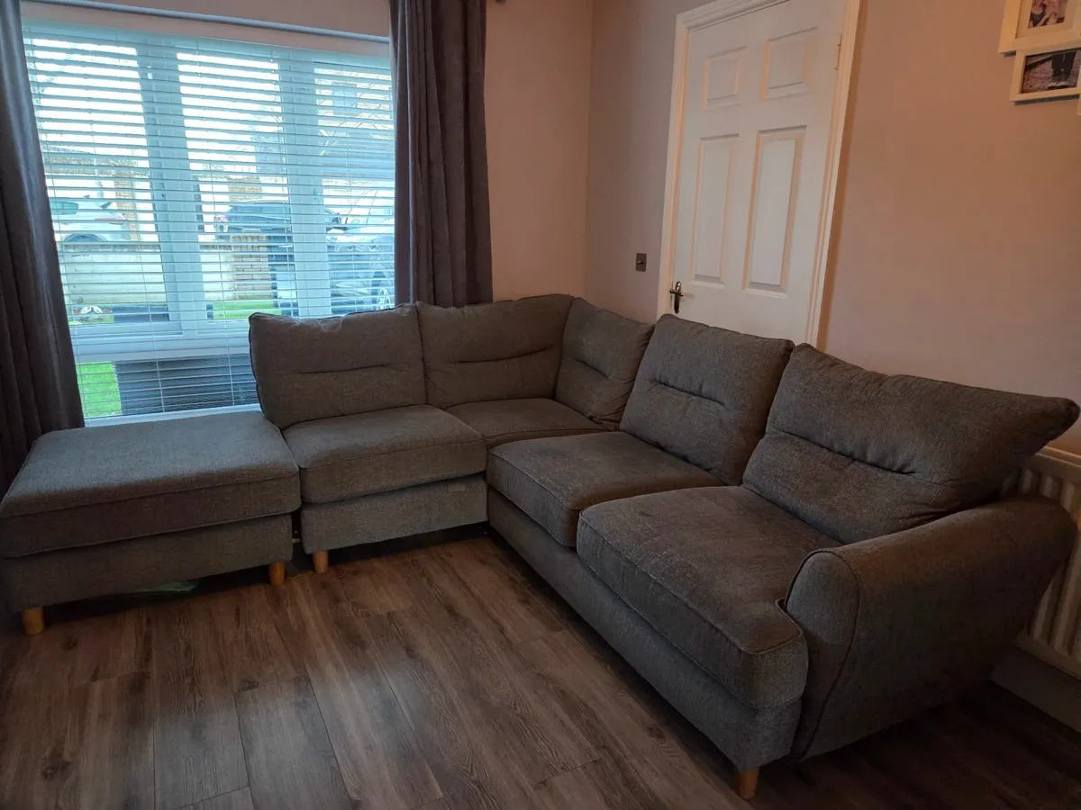 Corner sofa with swivel chair - Image 1