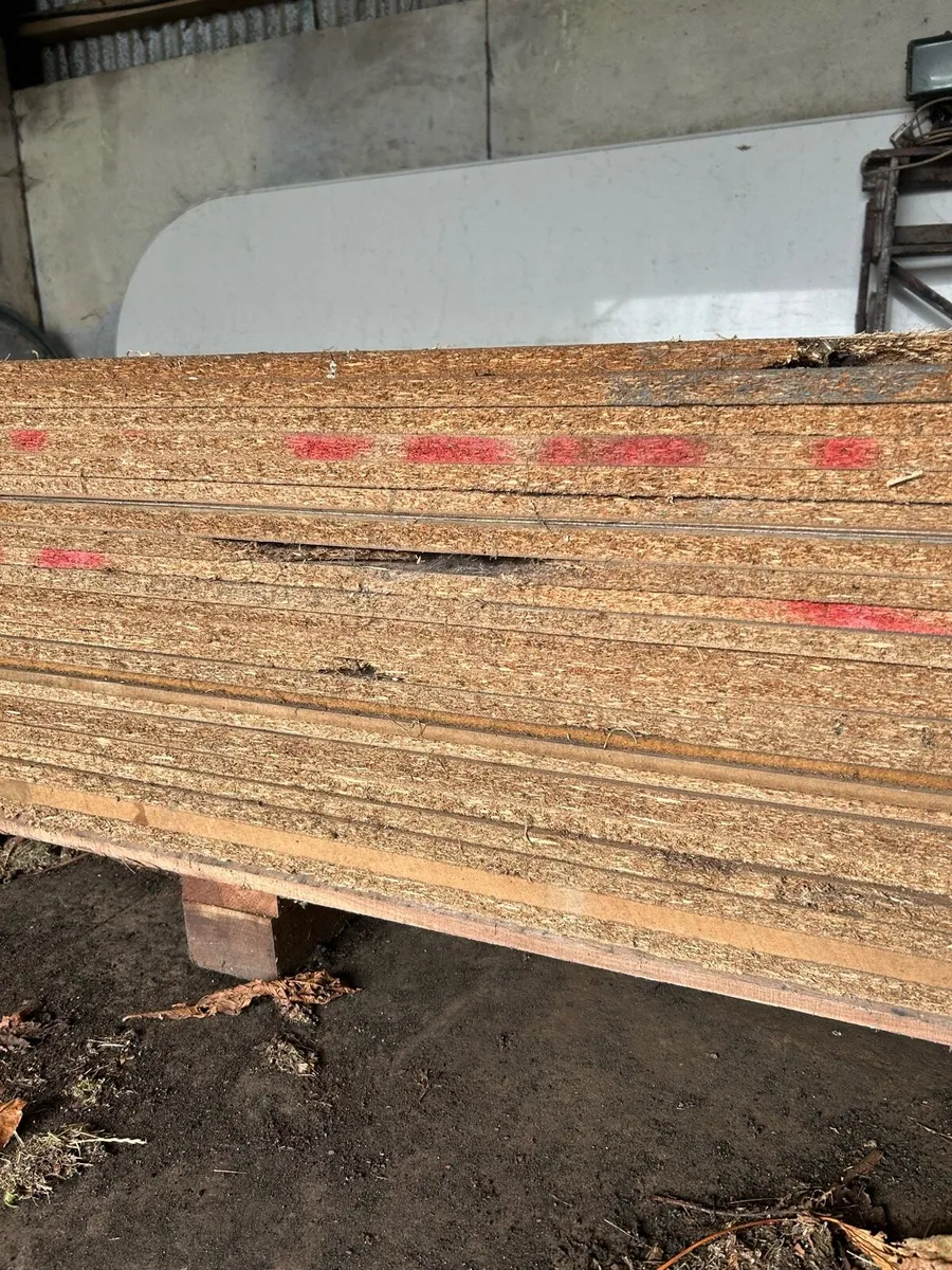 Sheets  18mm chip board - Image 1