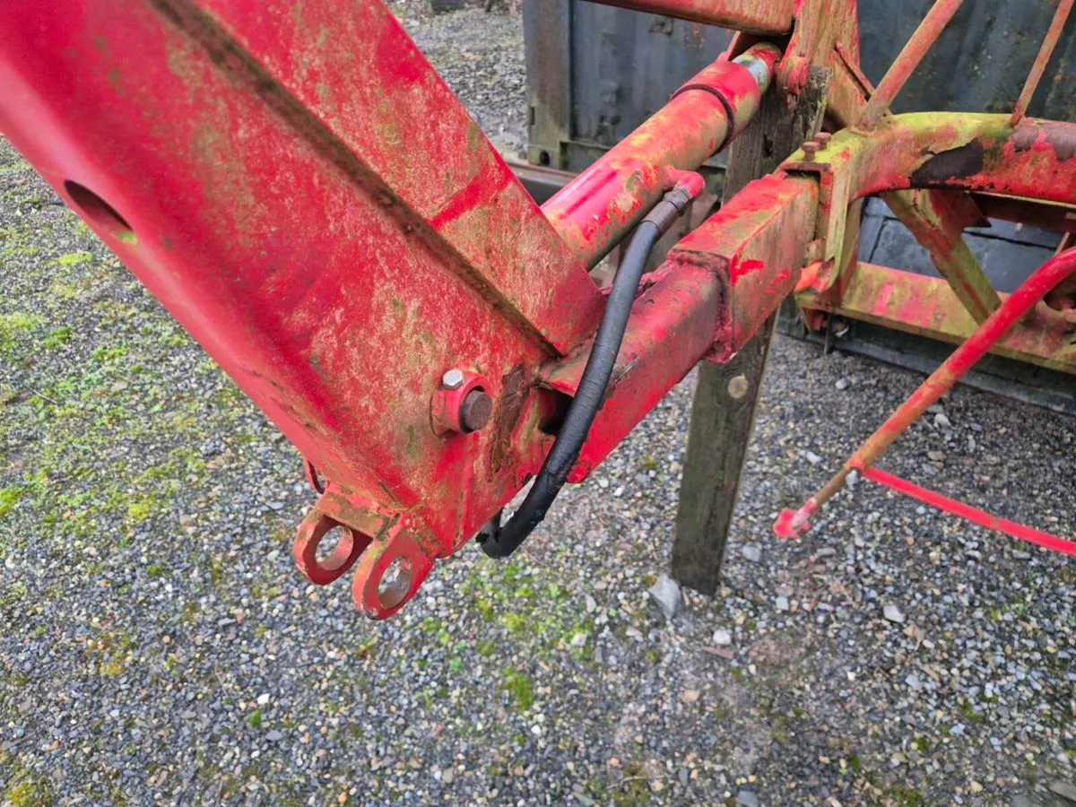 Loader Quicke 200 - Image 3