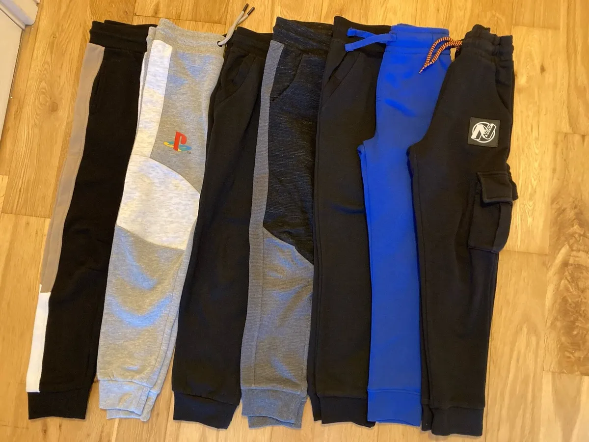 Boys trousers 7-8y