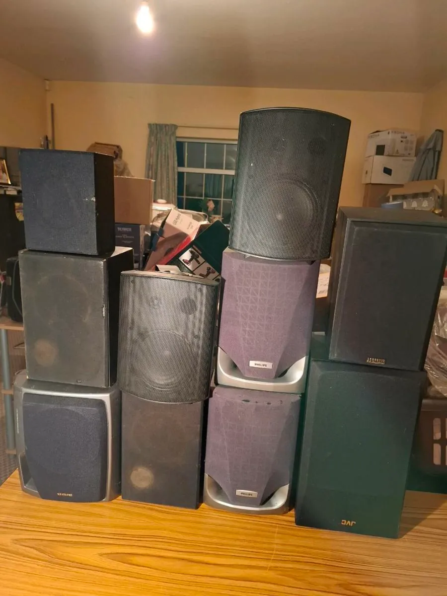 Jutebox speakers