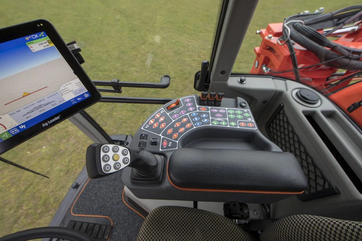 New sands self propelled sprayers - Image 3