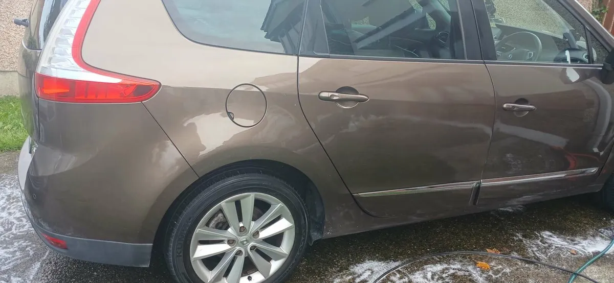 CAR DETAILING SERVICE - Image 3