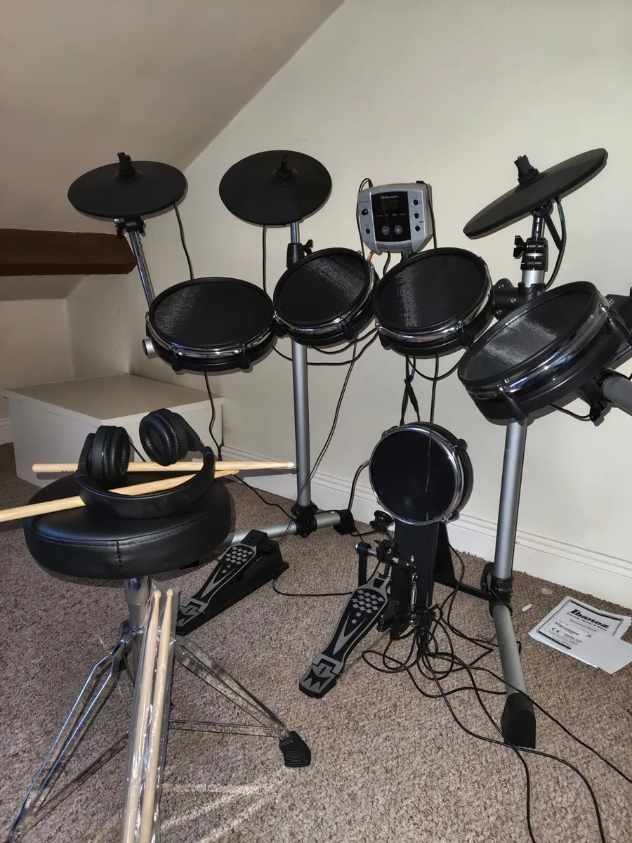 Electronic drum kit - Image 2