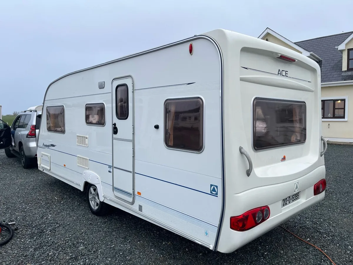 ACE Award full awning, including accessories - Image 1