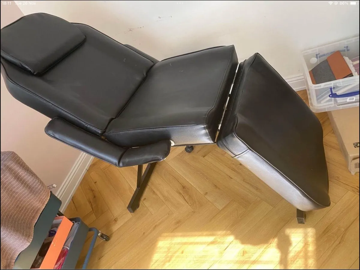 Beauty couch - Image 2