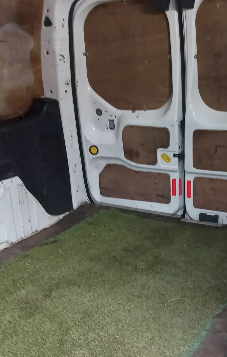 Ford Transit 2015 - Image 4