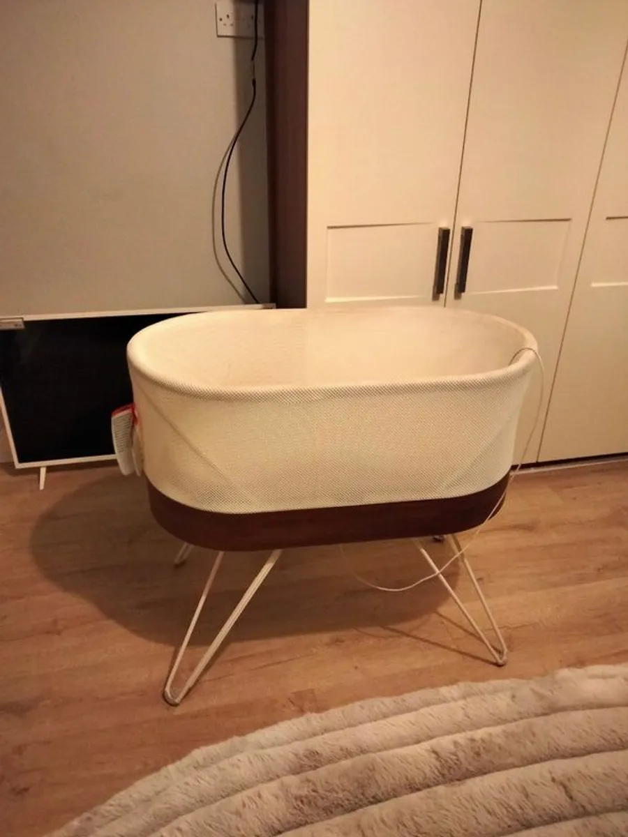 Snoo Smart Sleeper Baby Cot - Image 3