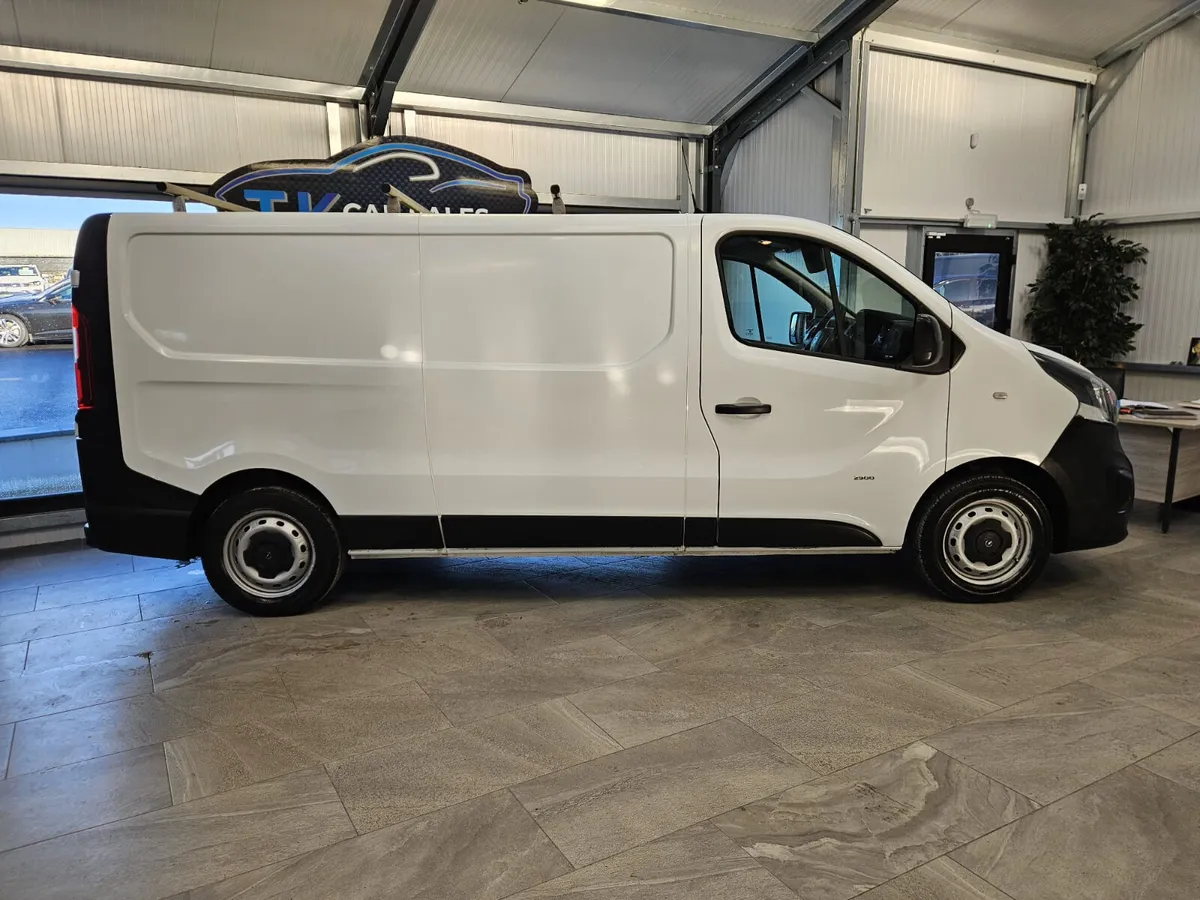 16 OPEL VIVARO COMMERCIAL NEW DOE - Image 2