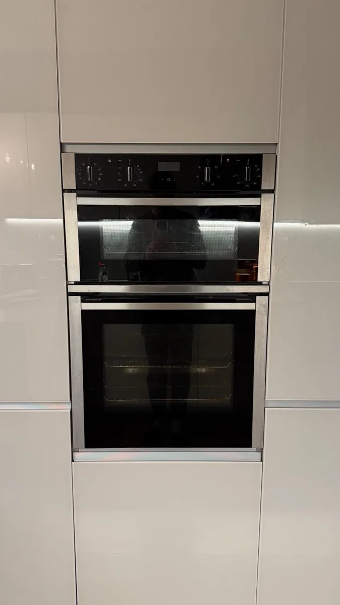 NEFF Built-In Oven with Separate Grill