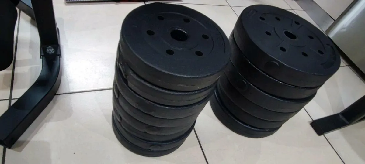 WEIGHT BENCH 50 KG WEIGHT SET BARBELL DUMBBELLS - Image 4