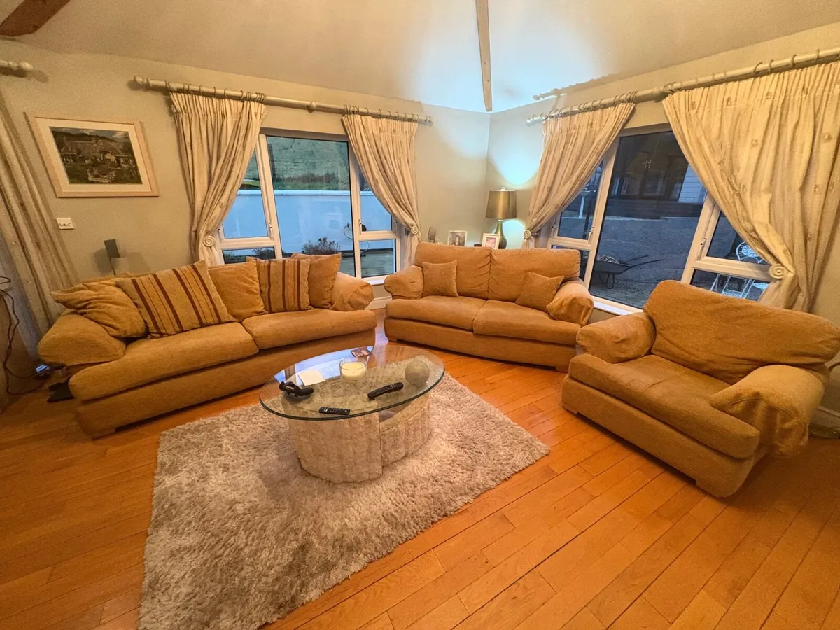 3+2+1 Suite - Image 1