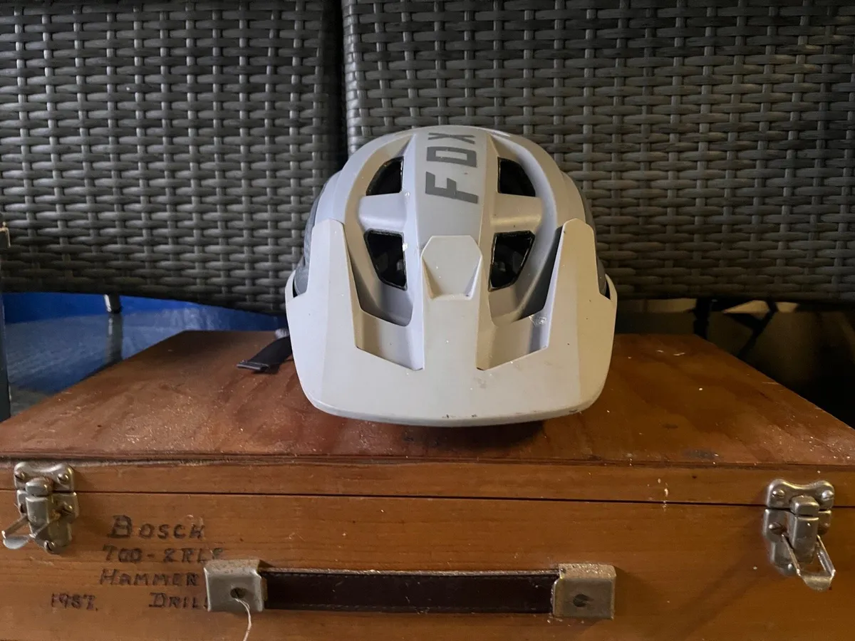 Fox half face helmet - Image 3