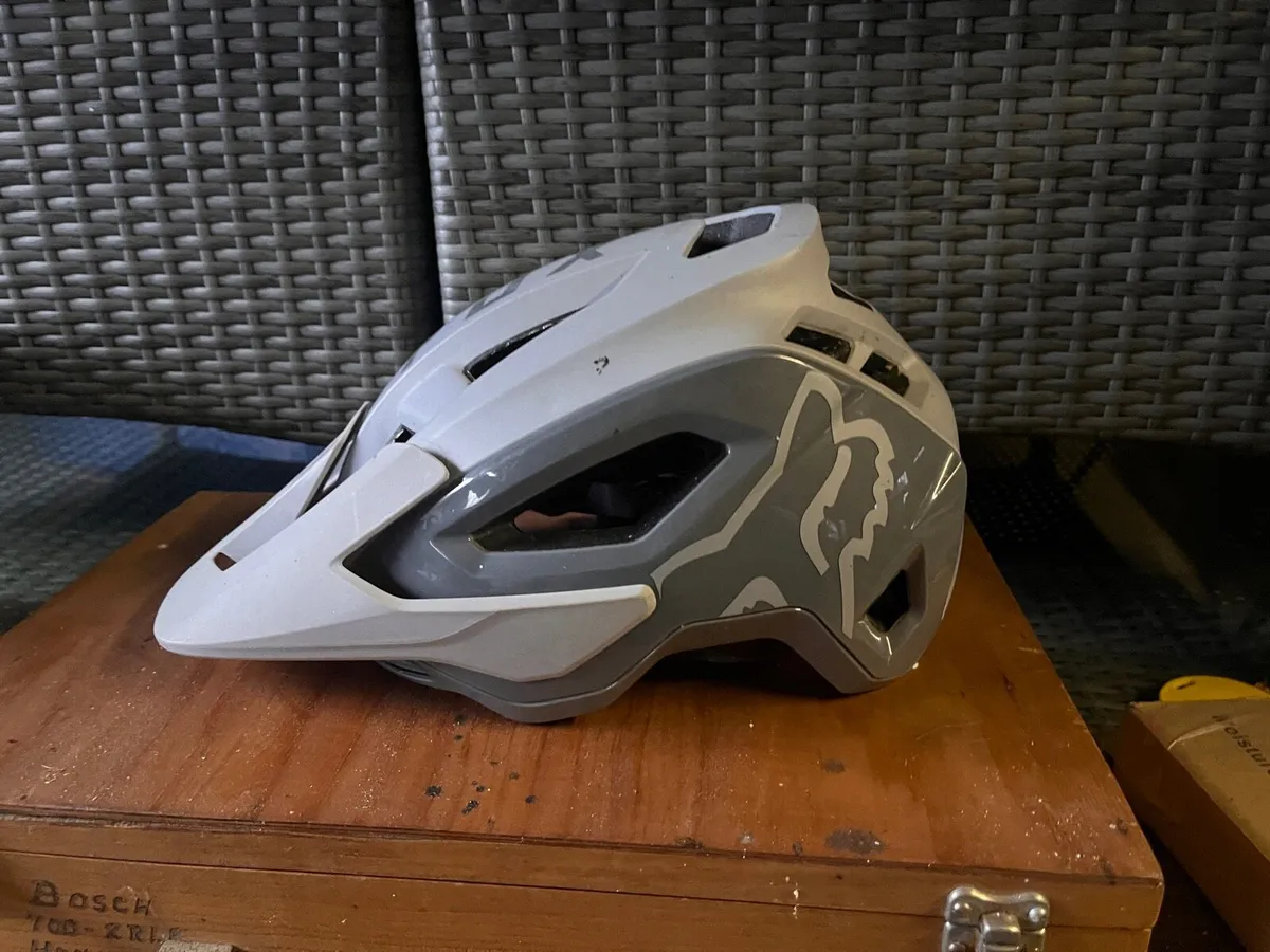 Fox half face helmet - Image 4