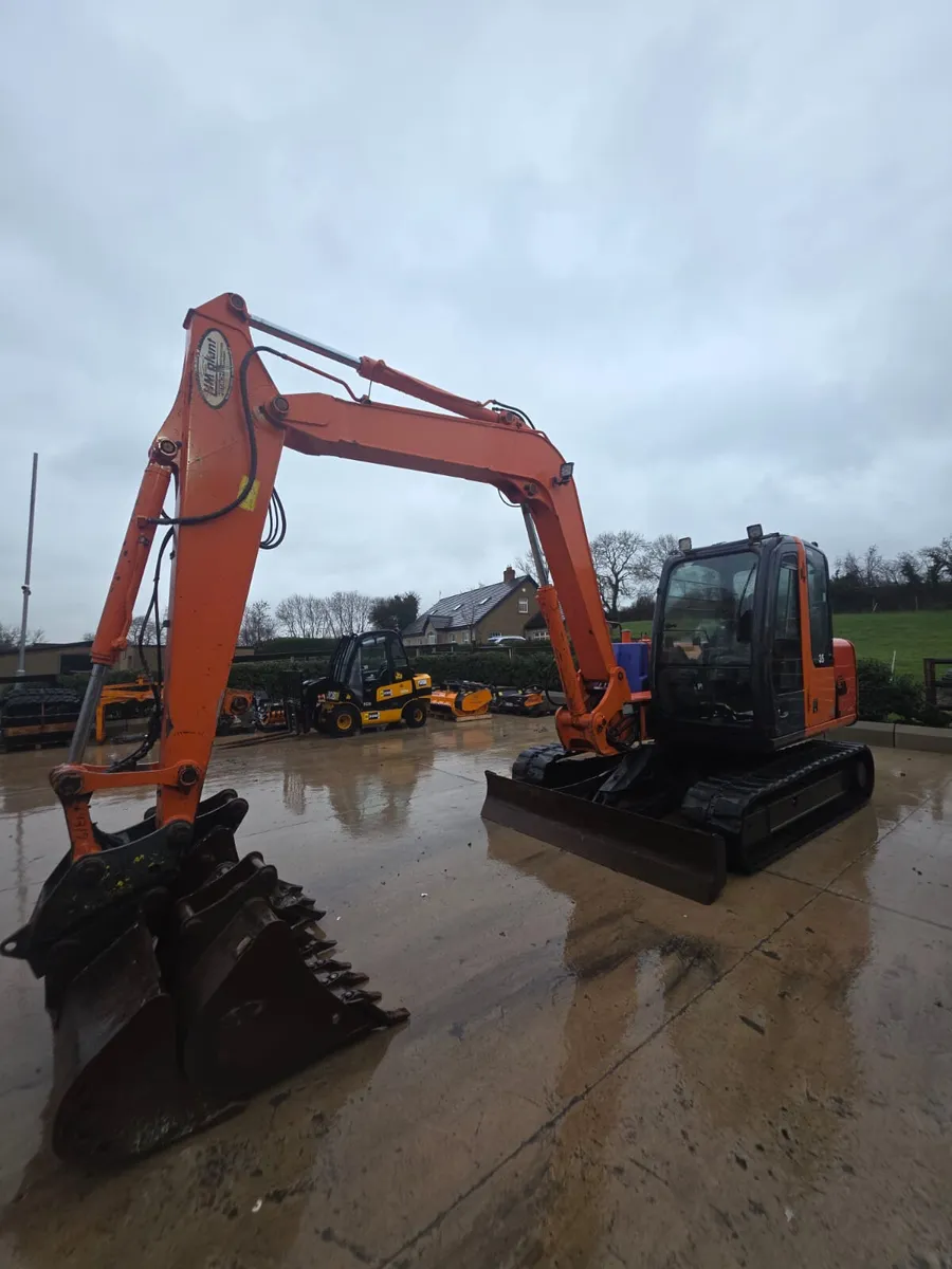 2004 HITACHI ZAXIS 80 - Image 2
