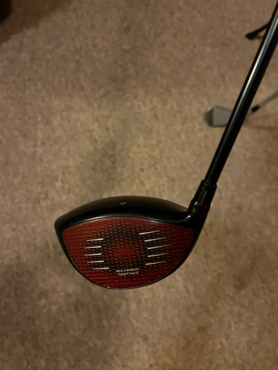 Taylormade Stealth 9.0 Driver - Image 2