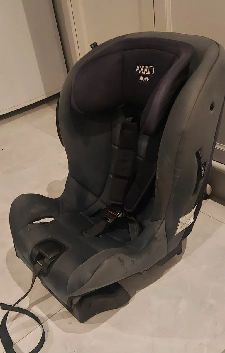 Axkid Move Rearfacing Car Seat - Image 4