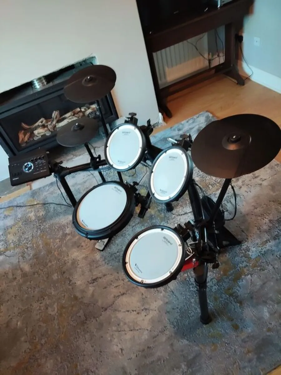 Roland TD17kv Electric Drum Kit - Excellent Condition - Image 2
